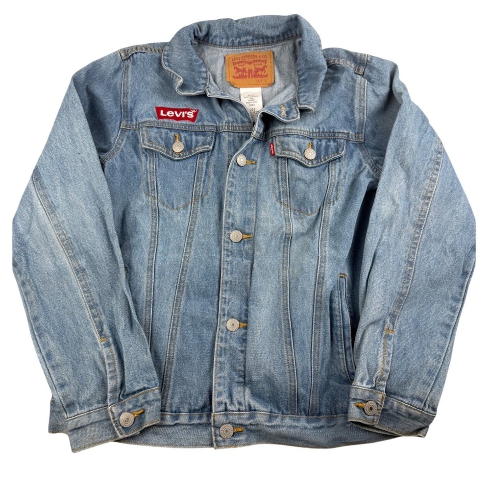 Levis Kids Light Wash Denim Trucker Jacket Chenille Logo Patch Blue Size L 12-13